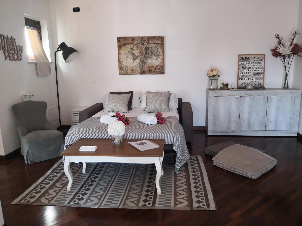 Perugino Apartments Fiumicino Buitenkant foto