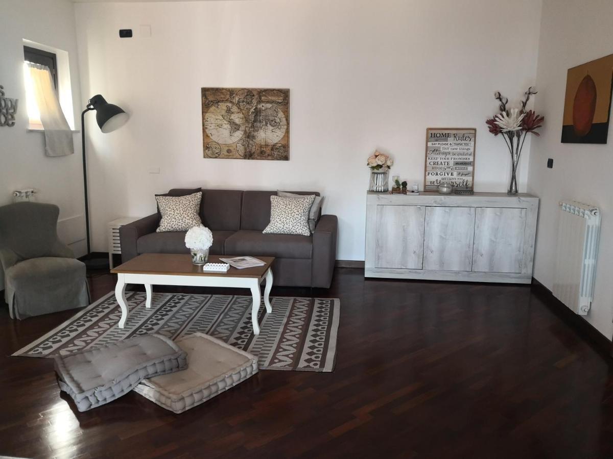 Perugino Apartments Fiumicino Buitenkant foto