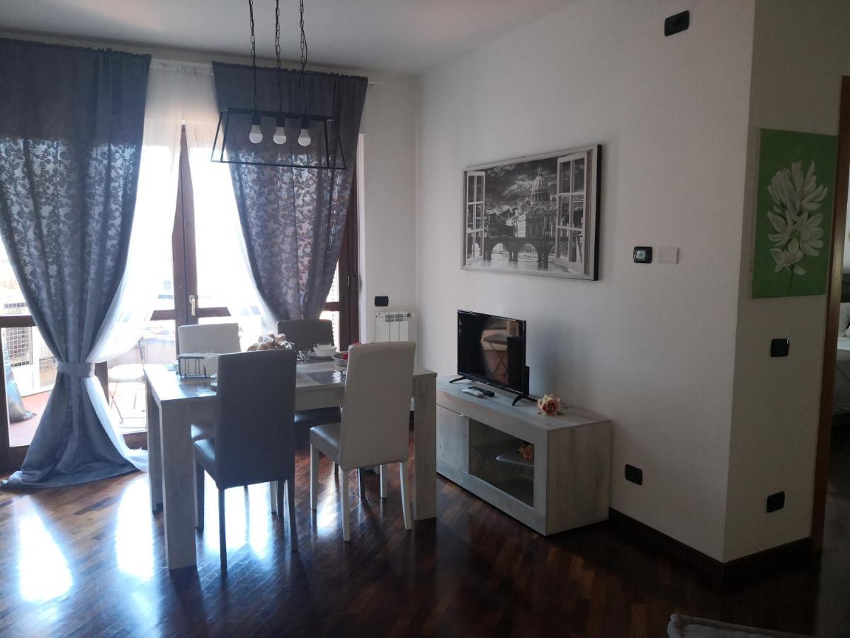 Perugino Apartments Fiumicino Buitenkant foto