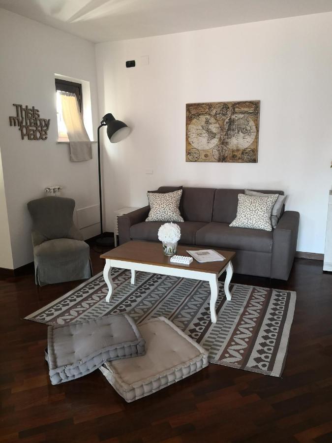 Perugino Apartments Fiumicino Buitenkant foto